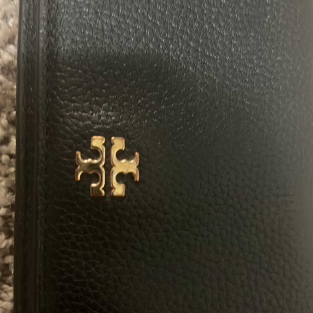 Tory Burch wallet - Picture 2 of 10